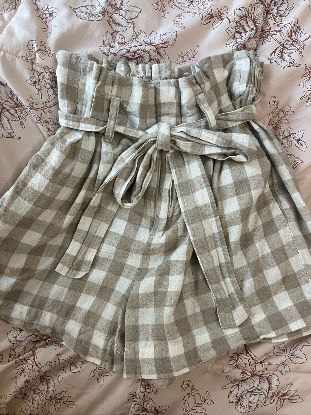 a new day High-Waist Plaid Paperbag Shorts in Beige and White